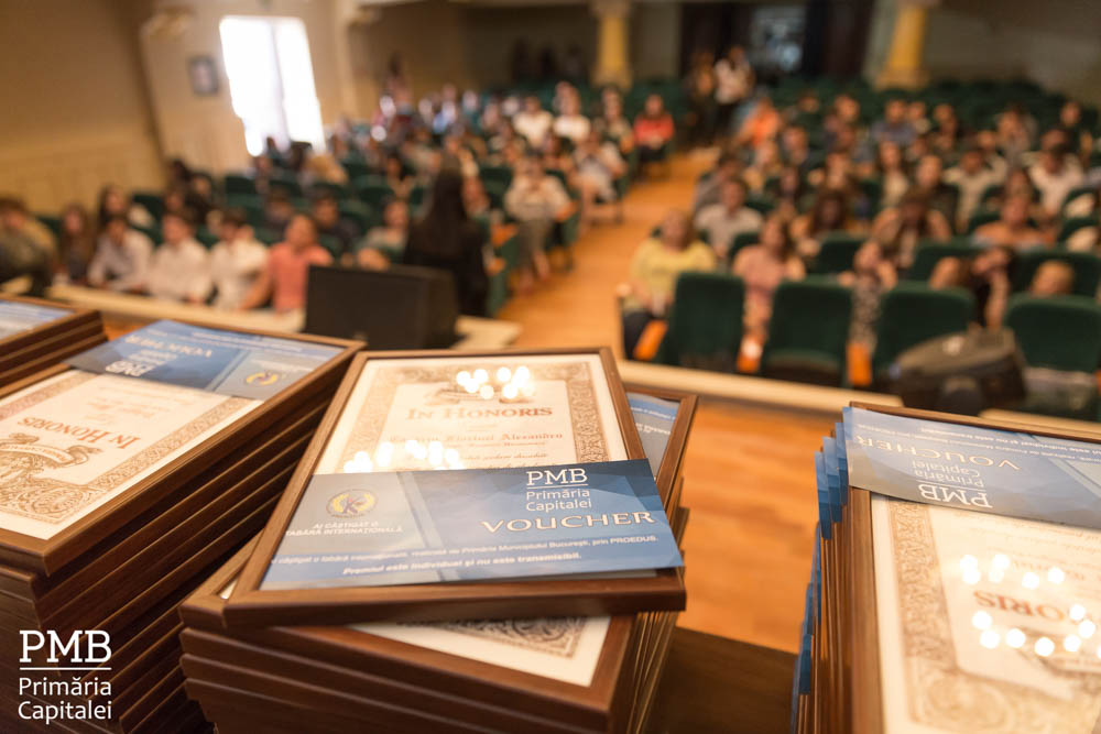 Gala Şefilor de Promoţie din Liceele Bucureştene şi a Premianţilor ce au obţinut Media Zece la Examenul de Bacalaureat şi cel de Evaluare Naţională 2017